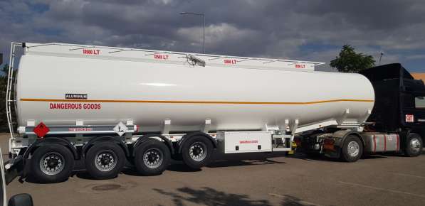 Полуприцеп танкер для опасных и пищевых грузов в фото 8