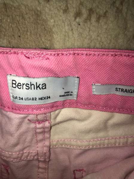 Джинсы пэчворк Bershka. XS в Москве