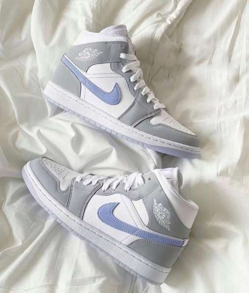 Nike Air Jordan 1