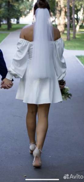 Свадебное платье 44 р в Новосибирске фото 24