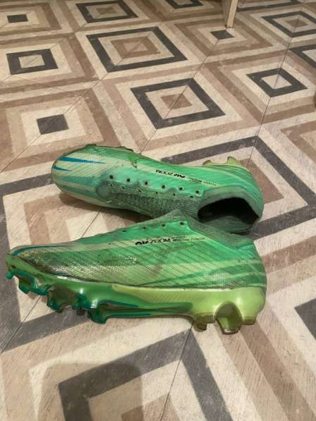 Продам бутсы найк