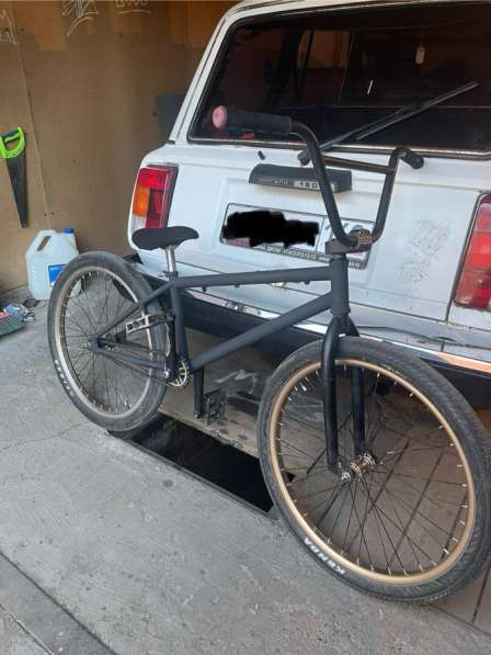 Трюковой велосипед BMX