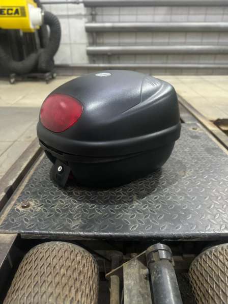 Кофр для мотоцикла с креплением