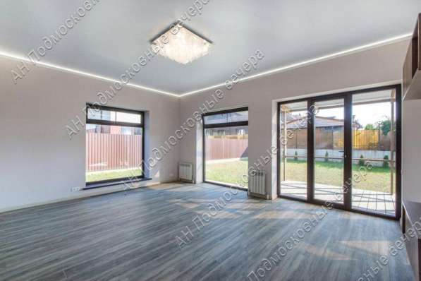 Продам коттедж в Москва.Жилая площадь 250 кв.м.Есть Электричество, Водопровод. в Москве фото 36