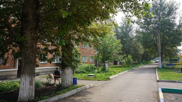 Продается 2-х комнатная. Вавилова 102 в Красноярске фото 16