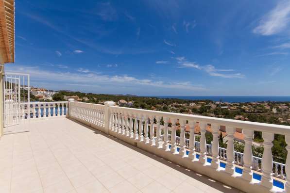 Испания, Кальпе - продажа красивой виллы с видом на море в фото 19