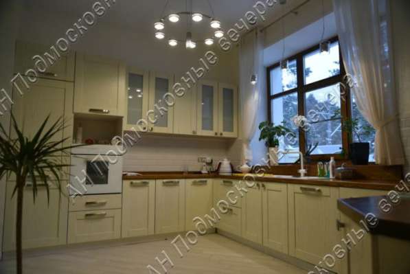 Продам коттедж в Москва.Жилая площадь 300 кв.м.Есть Канализация, Газ. в Москве фото 27