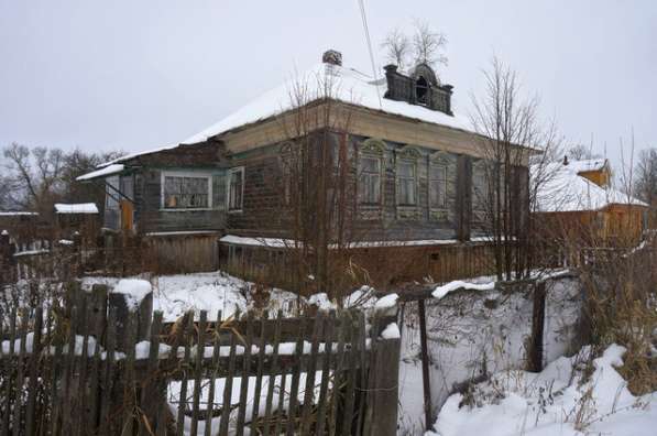 Бревенчатый дом в тихой деревне в Угличе фото 19