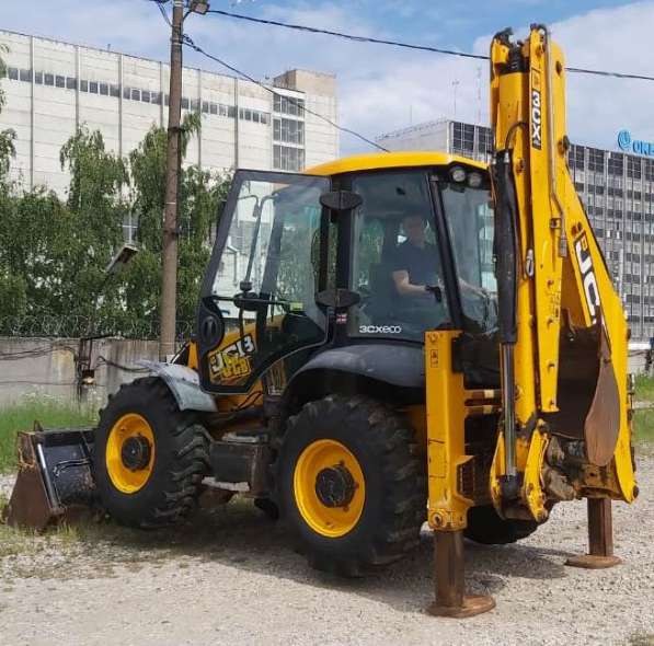 Продам экскаватор погрузчик JCB 3CX super,2013г, равноколес в Пензе фото 9