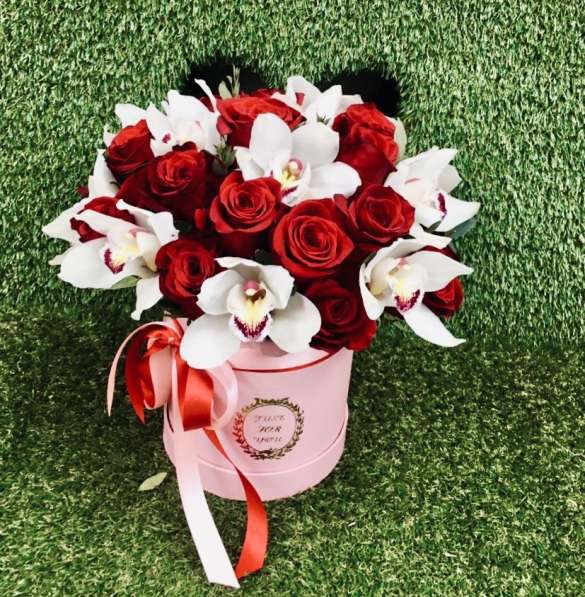 Цветы / Розы / Тюльпаны в Москве