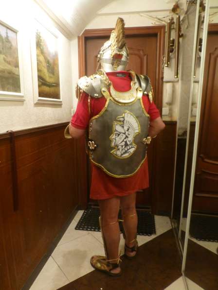 Продаю костюм римского воина в Москве