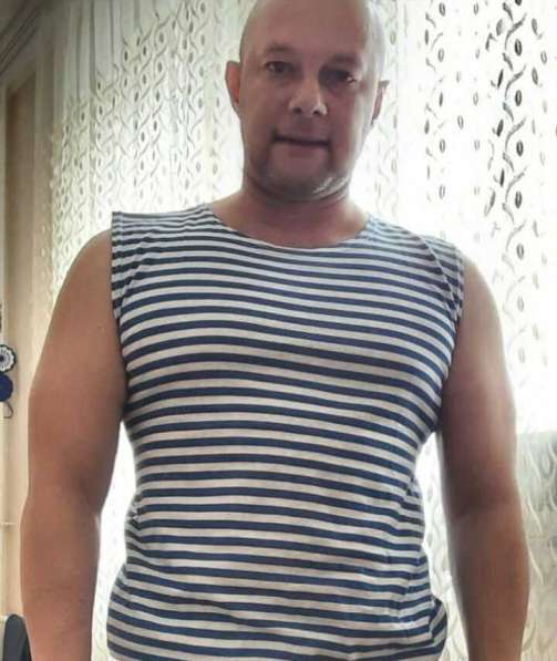 Евгений, 43 года, хочет пообщаться