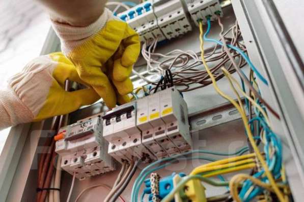 Услуги профессионального электрика в фото 4