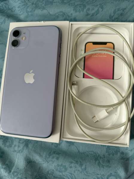 Продам айфон 11