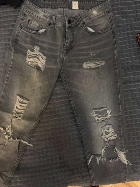 Женское джинсы в Москве