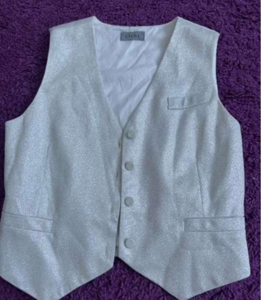 Трендовый женский костюм