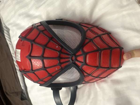 Маска человека паука