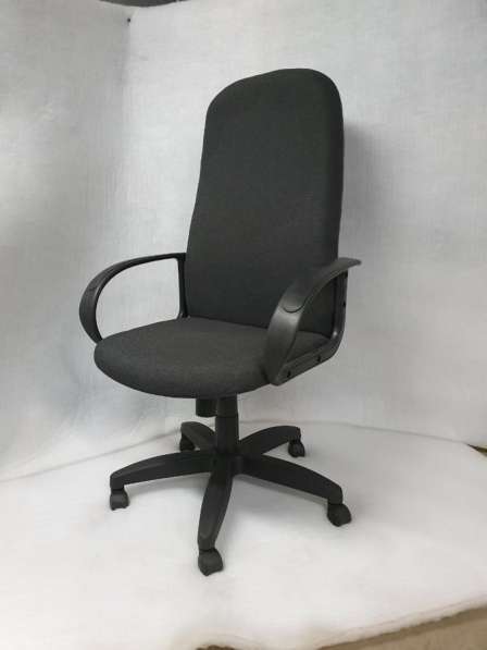 Компьютерный стул в Москве фото 6