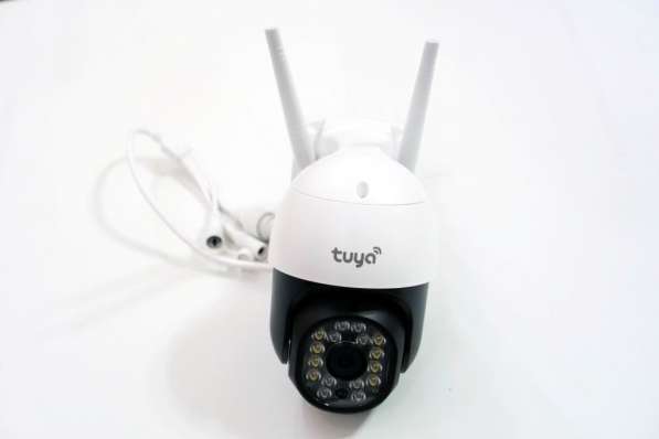 IP WiFi камера C18 3MPX TUYA APP с удаленным доступом улична в фото 4