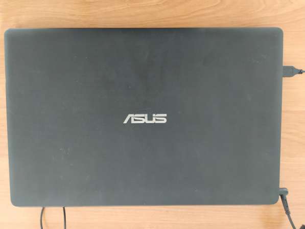 Продается ноутбук ASUS F552C + мышь, состояние отличное