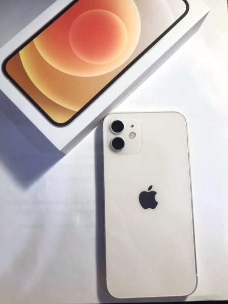 IPhone 12 64 ГБ новый