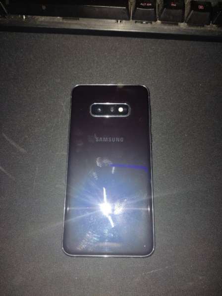 Samsung galaxy s10e в Москве