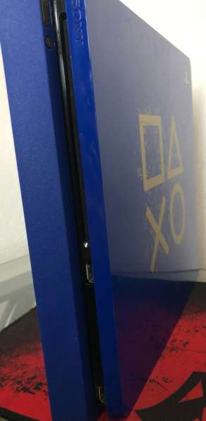 SONY PLAYSTATION 4 limited edition + 7 ИГР