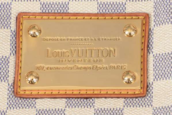 Женская серая сумка LOUIS VUITTON в Москве фото 5