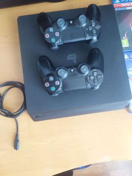 Продам! Ps4 Slim 1TB в фото 4