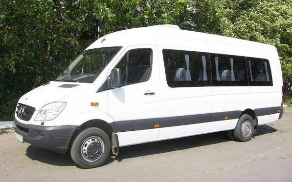 Перевозка пассажиров туристическими автобусами и микроавтобу в 