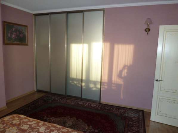 Продается, 3-х комнатная квартира, ул. Жукова, 76 в Омске фото 8
