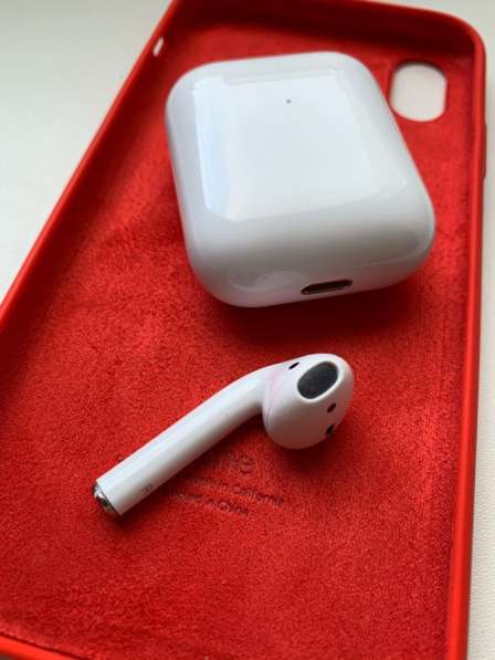 AirPods 2 в Санкт-Петербурге фото 6