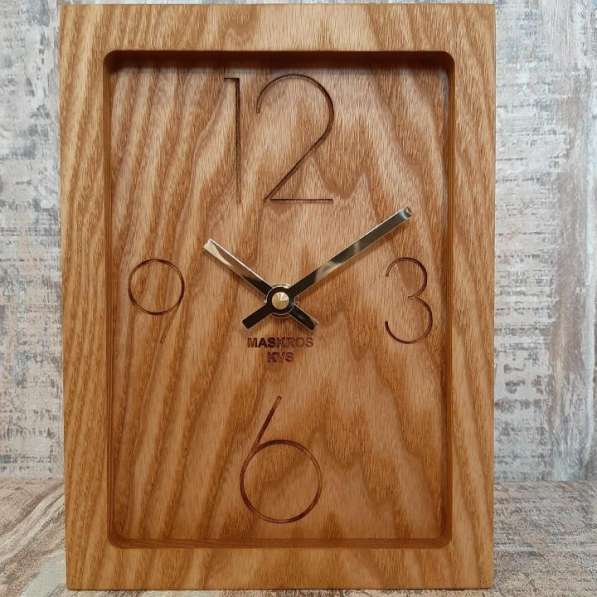 Часы настольные в Санкт-Петербурге фото 29