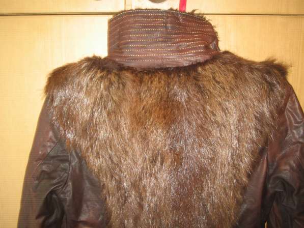 Куртка кожаная женская с меховыми вставками в Волгограде