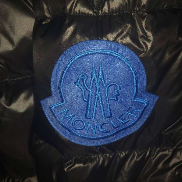 Пуховик мужской Moncler в Санкт-Петербурге
