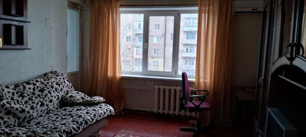 Срочно продам 2-х комнатную квартиру с мебелью в фото 17