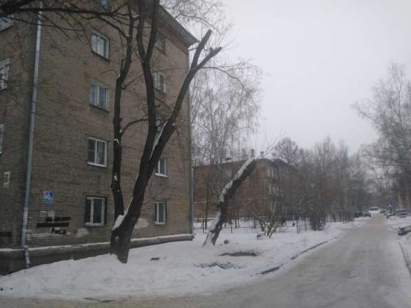 Продам 2 комнатнаю квартиру 45м2 лично Дзержинский рн в Новосибирске