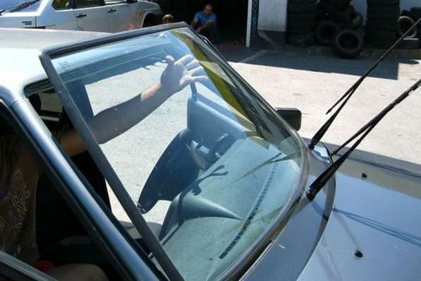 Ремонт и замена автомобильных стекол в Ставрополе