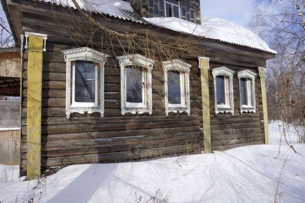 Бревенчатый дом в деревне, расположенный на трассе Углич - Р в Москве фото 14