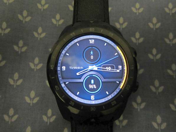 Смарт-часы TicWatch Pro (NFC) в Калининграде фото 7