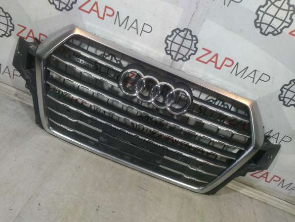 Решетка радиатора Audi Q7 4M в фото 4