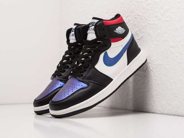 Кроссовки Nike Air Jordan 1