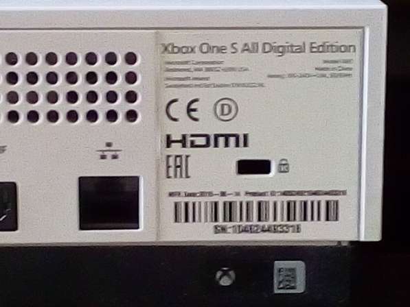 Игровая консоль MICROSOFT Xbox One в фото 3