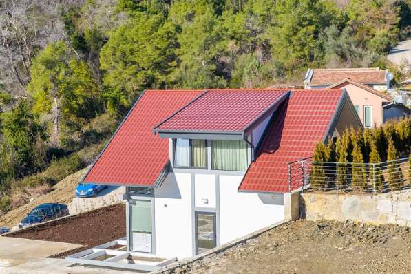 Новый дом по цене квартиры, Тиват, Черногория в фото 5