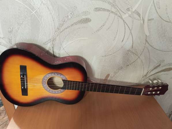 Пролаю гитару