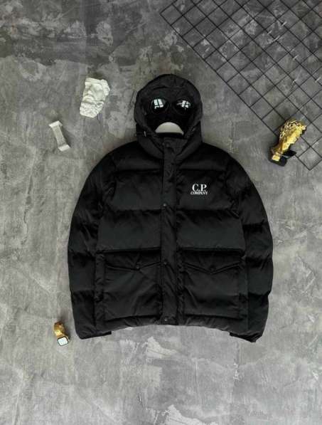 Курточки CP Company