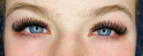 Наращивание ресниц в Кургане