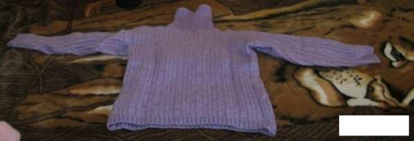 Джемпер свитерок женский серенового цвета 42 - 44 размер в Сыктывкаре