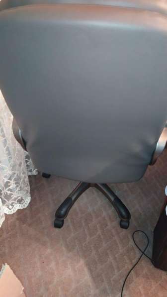 Кресло руководительское, мягкое, экокожа в фото 5