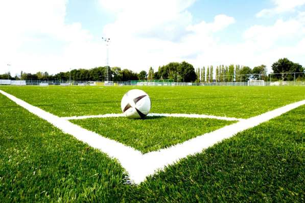 Искусственная трава – идеальное решение для спортивных школ в Екатеринбурге фото 11
